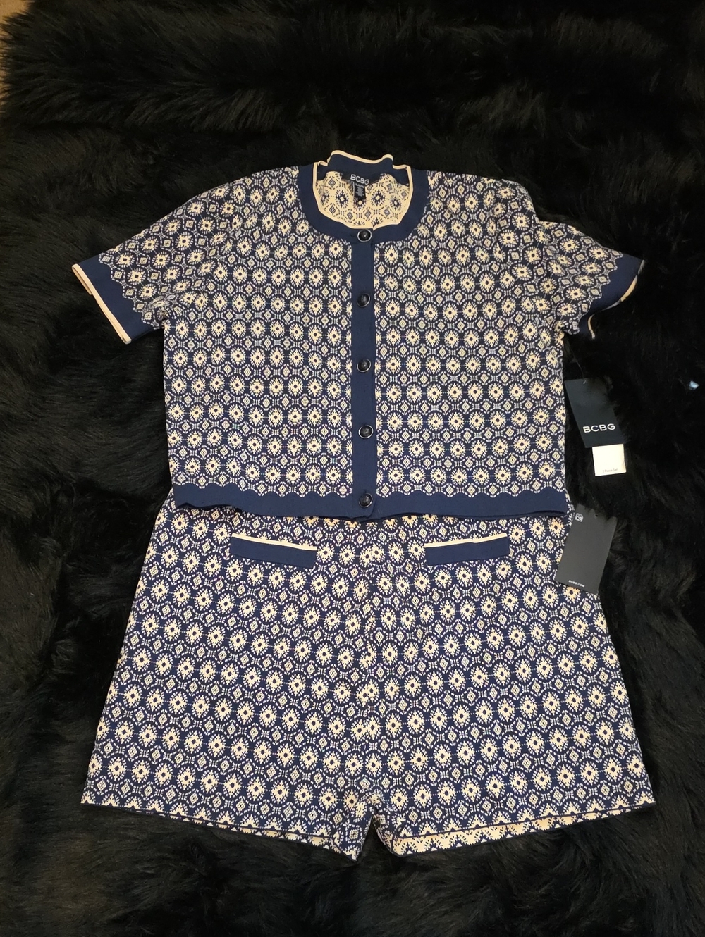BCBG Navy & Cream Patterned Knit Two-Piece Set